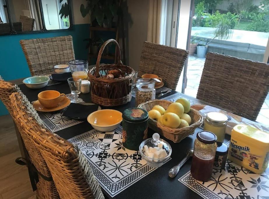 Chez-Sixtine Lejlighed Albon Eksteriør billede
